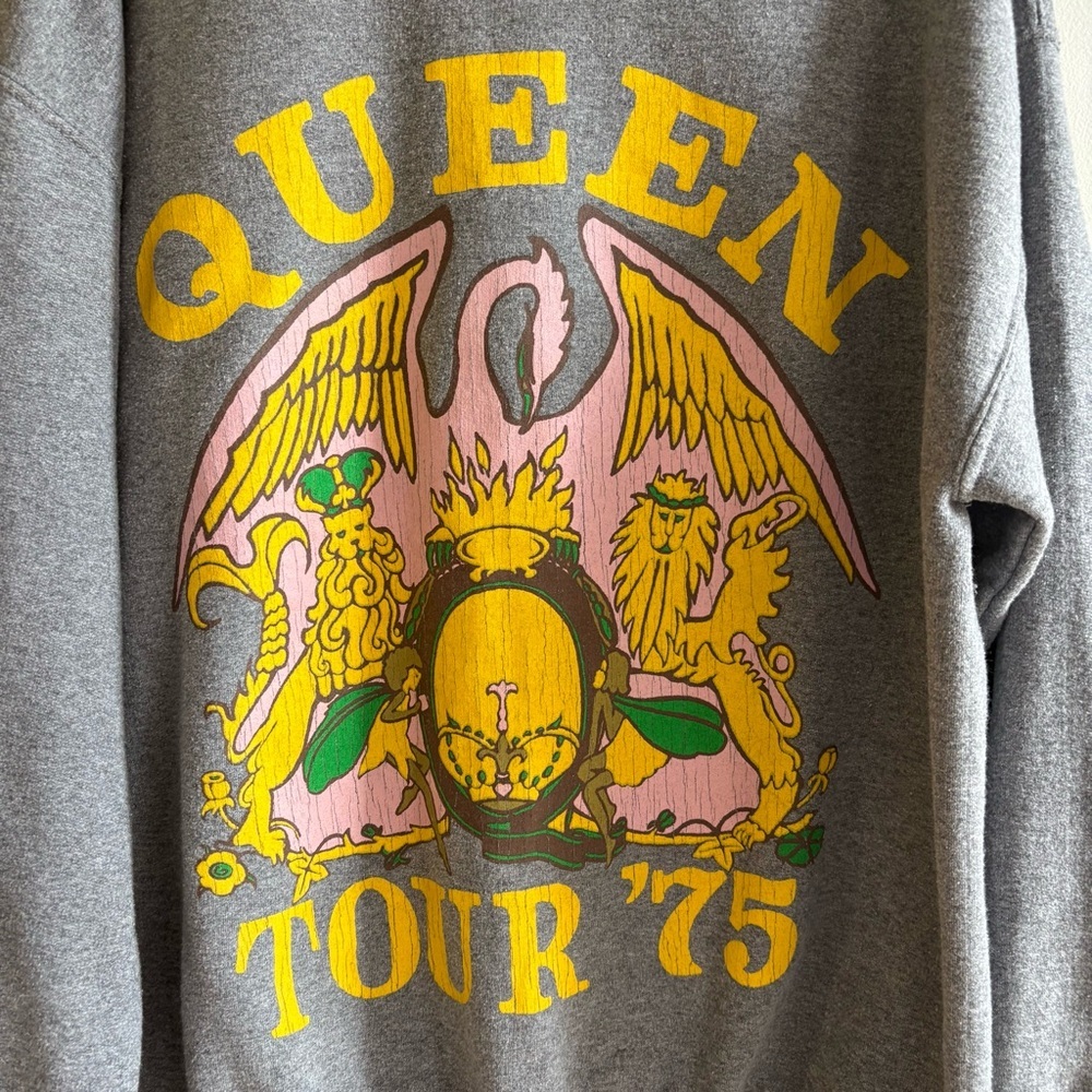 Queen Tour‎ '75 Gray Sweatshirt XS/S Concert Festival Crewneck
